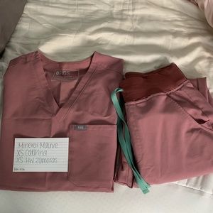 Figs mineral mauve set